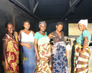Group of pregnant women together smiling